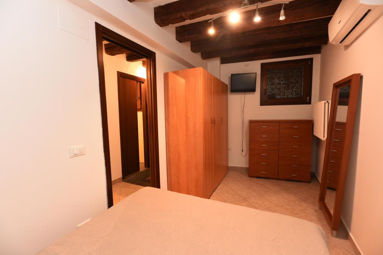 Do Pozzi Apartman Velence Kültér fotó