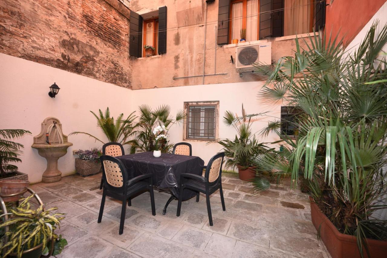 Do Pozzi Apartman Velence Kültér fotó
