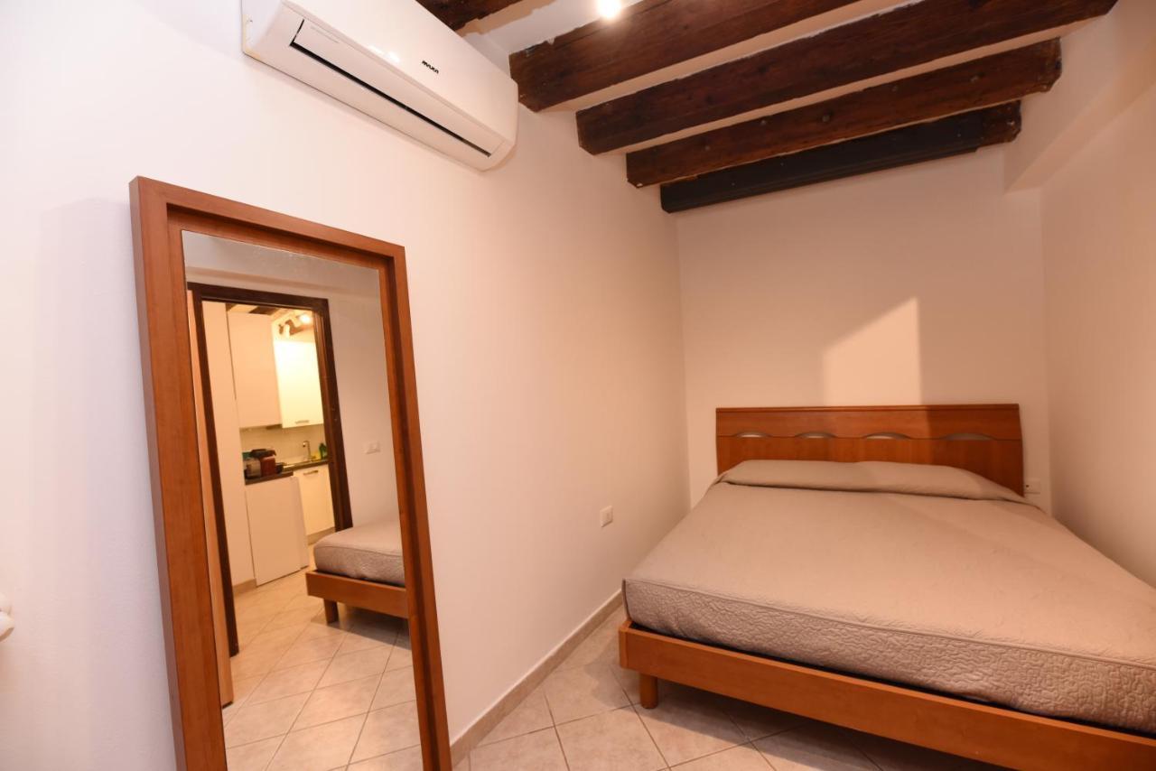 Do Pozzi Apartman Velence Kültér fotó